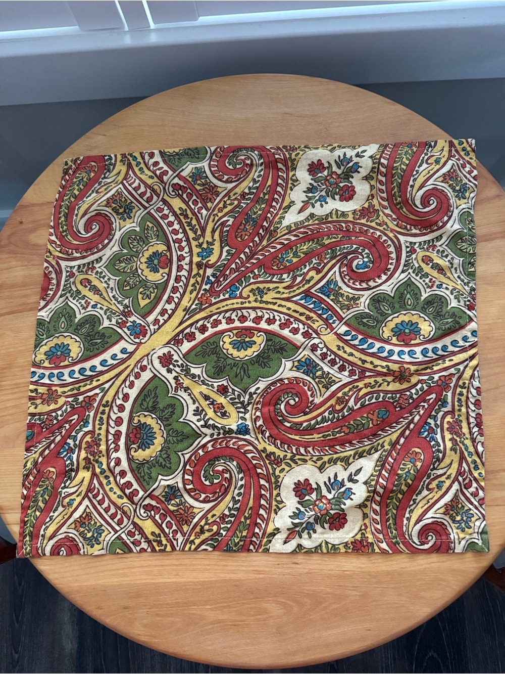 April Cornell Paisley Napkins – Set of 11 Vintage/Retired